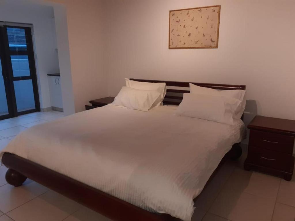 Mozy Guest House Ruhengeri Bagian luar foto